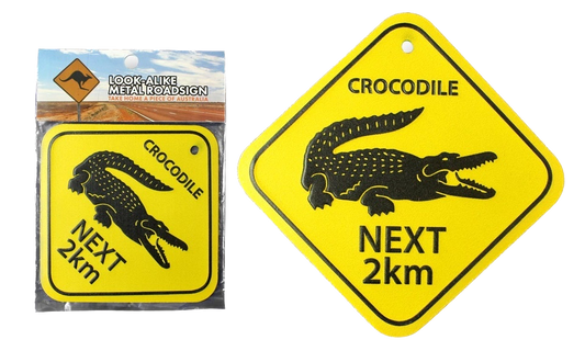 Crocodile Next 2 Km' Metal Roadsign Medium